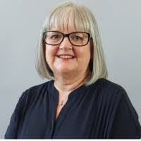 Joann Richmond's Instagram, Twitter & Facebook