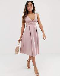 I saw it first knitted sweater dress with belt in cream. Asos Design Petite Vestito Midi Da Cerimonia Con Dettaglio A Portafoglio Asos