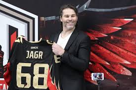 It's a frequently asked question that if jaromir jagr has a girlfriend. Jaromir Jagr Turns 49 Still Playing Pro Hockey