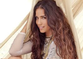 Οι φωτογραφίες της στο instagram προκαλούν σάλο και κάνουν τα αρσενικά να παραληρούν! Katerina Stikoydh O Mystikos Gamos Ths Ta Sxedia Gia Ena Paidi Kai O Logos Poy Eipe To Nai Sto Yfsf