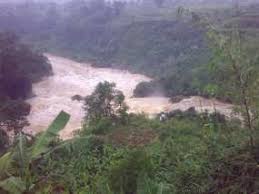 Seperti biasa sy mancing di danau saguling,masih dilapak yg. Curug Jompong Dipangkas Waduk Saguling Terancam