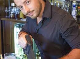 Meet AMANDA HENNESSEY