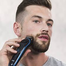 Extended goatee beard style is great if you have a patchy growth. Bartschneider Fur Ihren Kinnbart Braun De