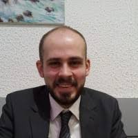 200+ profilů „Francetic“