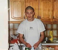 Tom hardy body language analysis. Young Tom Hardy Stussy Portrat