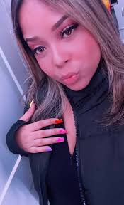 Idalis Rodriguez's Instagram, Twitter & Facebook