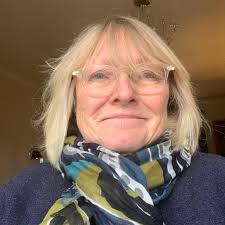 Anne Armes's Instagram, Twitter & Facebook