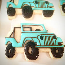 Jeep Cookies By Tiffany Cookie Decorating Sugar Cookies Decorated Sugar Cookie Designs