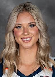 Michelle Ely's Instagram, Twitter & Facebook