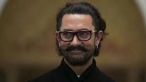 Live gurdas maan saahb songs by aamir khan on guitar. Who Is Aamir Khan