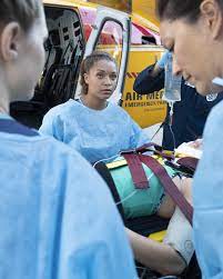 Serie good doctor saison 2 episode 15 en streaming atteint du syndrome d'asperger, le chirurgien shaun murphy rejoint un prestigieux hôpital de boston. The Good Doctor Tough Titmouse Tv Episode 2018 Imdb