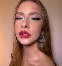 Roberta Buono's Instagram, Twitter & Facebook