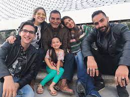 She has four brothers and three sisters. Nath Campos On Twitter Loscampos