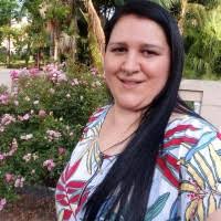 100+ perfis com “Elia”