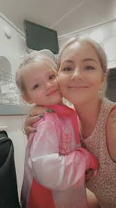 Experienced babysitter available in Perth