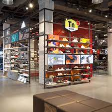 reopening foot locker in london euroshop mag foot locker exhibition stand design store design