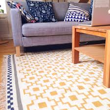 Un Amour De Tapis Ikea Scandinave Patterns Deco Passionmotif Jaune Bleu Decoration Interieure Deco Salon Deco