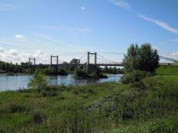 Un Motard Tue Sur Le Coup Dans Un Choc Frontal A Meung Sur Loire Meung Sur Loire 45130
