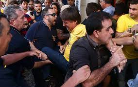 O que sua linguagem corporal nos mostra sobre isso?me siga nas redes sociais: Bolsonaro Leva Facada Em Mg Veja Repercussao Eleicoes 2018 G1
