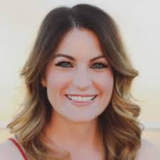 😱 From TV & Film to RV Renovation with Amelia Bay @bbandtherv by Women  Making Money