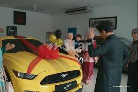 Suami cik epal kerja apa / tuduh upah orang serang perasmian butik, cik epal dedah. Blogger Bayar Cash Lagi Kali Ini Hadiahkan Kereta Mewah Sempena Hari Lahir Suami Viral Mstar