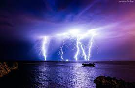 New york had the highest population of burza families in 1880. Burza Pioruny Blyskawica Morze Noc Storm Images Lightning Storm Nature