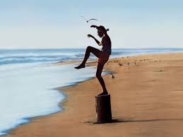A new jersey teen (ralph macchio) moves to california, meets bullies and learns karate from a handyman, mr. Karate Kid Die Richtige Reihenfolge Aller Filme Und Serien Des Cobra Kai Universums Netzwelt