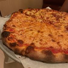 jackiesmoker's Pizza Review at Chi Chi's Pizza | One Bite