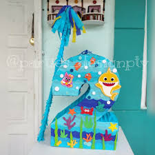 Baby Shark Pinata 2 Fiesta De Cumpleanos Para Ninos Temas De Cumpleanos De Ninos Pinatas Para Ninos