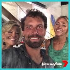 Australia's most loved weekly magazine, featuring all of the latest home & away news & spoilers, celebrity goss, real life stories, exclusive interviews plus so much more. Home And Away Beitrage Facebook