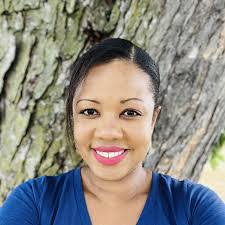 Angela Reeves's Instagram, Twitter & Facebook