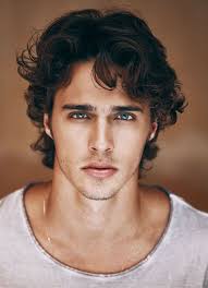 Curly Hair Man Our Grain Of Salt In Tutorial Mode Et Beaute Coiffure Homme Cheveux Boucles Homme Cheveux