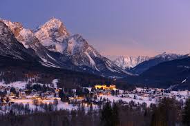 Cortina d'ampezzo dalla a alla z. Cortina D Ampezzo Ski Resort Review