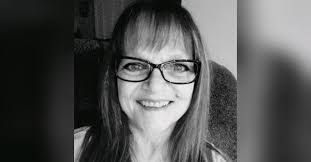 Darlene Allman's Instagram, Twitter & Facebook