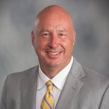 Robert Seacat's Instagram, Twitter & Facebook