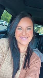 Brooke Riggs's Instagram, Twitter & Facebook