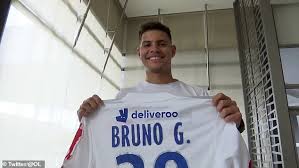 Bruno guimarães (bruno guimarães rodriguez moura, born 16 november 1997) is a brazilian footballer who plays as a centre midfield for french club olympique lyonnais. Atletico Madrid Linked With Summer Move For Lyon Star Bruno Guimaraes Aktuelle Boulevard Nachrichten Und Fotogalerien Zu Stars Sternchen