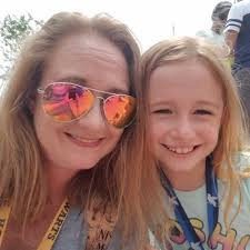 Kate Westcott (@katerate)