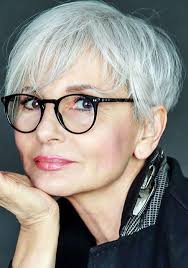 Short Gray Hair And Glasses Shorthair Grey Hair And Glasses Haircut For Older Women Older Women Hairstyles