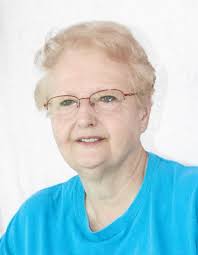 Claudia Sickles's Instagram, Twitter & Facebook