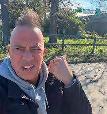 Hi my lovely tour guide SCOTT ON TAPE hope you had a great new year  hun😘and are taking a bit of time out to relax with family and friend,s and  wee shady