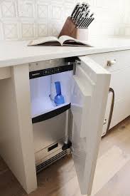 These chest freezers combine excellent cooling properties, great spec, energy efficiency and improved aesthetics to create a product that is second to none. Shaved Ice Freezer Transitional Kitchen