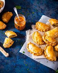 Raf La Raffinerie Culinaire On Instagram La Vie Et Sinon Ta Journee Raf J Ai Epuise Mon Quotas De Larmes La Vie In 2020 Food Pretzel Bites Bread