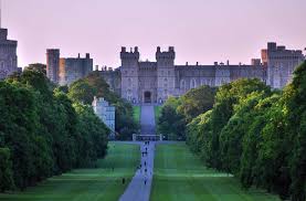 Celebrities are often buried in the highest caliber cemeteries, mausoleums and tombs, which is why we've created this list of celebrities buried in st george's chapel at windsor castle. A Visitor S Guide To Windsor Castle Evan Evans Tours