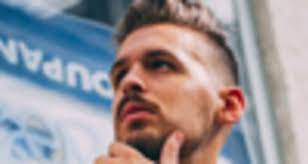 Mixing & Mastering Engineers, Producers & Songwriters who worked with Elton  John