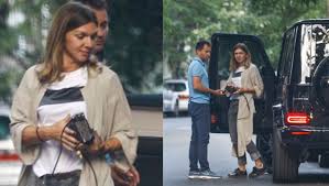 Jun 23, 2021 · simona halep este una dintre cele mai cunoscute și bine plătite sportive din întreaga lume, așa că nu este de mirare că aceasta a decis să își construiască locuințe cât mai frumoase. Simona Halep Iubit 2019 Promotions
