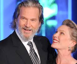 El largo matrimonio de Jeff Bridges y Susan Geston: 45 años juntos  sobreviviendo a todos los accidentes