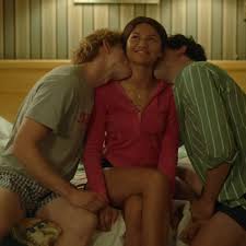 Zendaya Coleman threesome making out (Challengers 2024) - Celebs ...