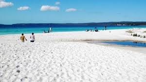 Perpaduan pasir dan karang di pantai gemah yang menawan. Objek Wisata Di Lampung Tutup Sementara Selama Libur Lebaran Kapan Buka Lagi Lifestyle Liputan6 Com