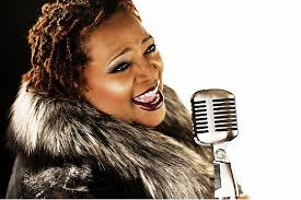 Nuyourican Soul con el tema de 1997 'It's alright i feel it' y la vocalista  Jocelyn Brown